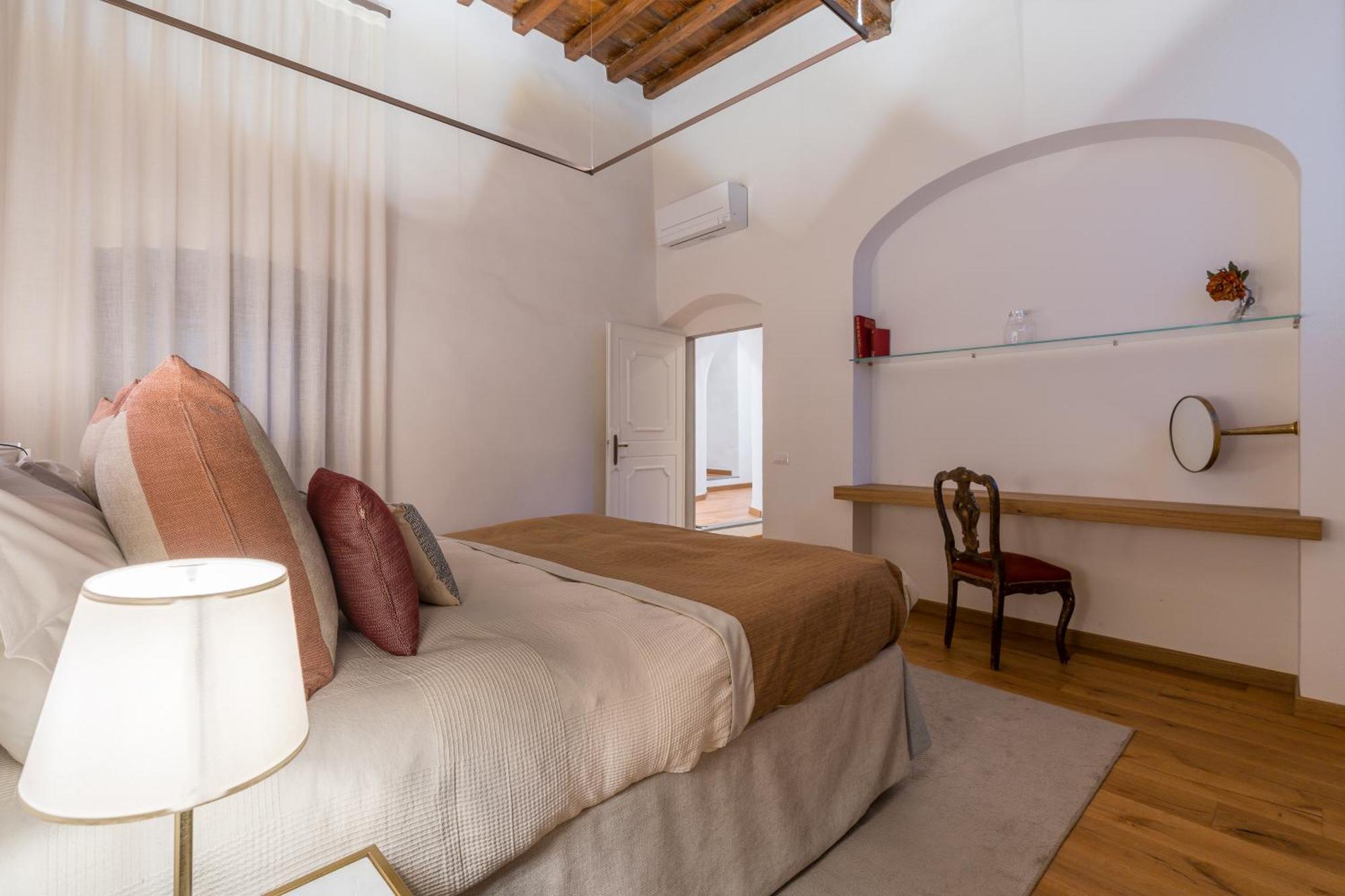 Apartment The Tornabuoni Palace Boutique Florenz