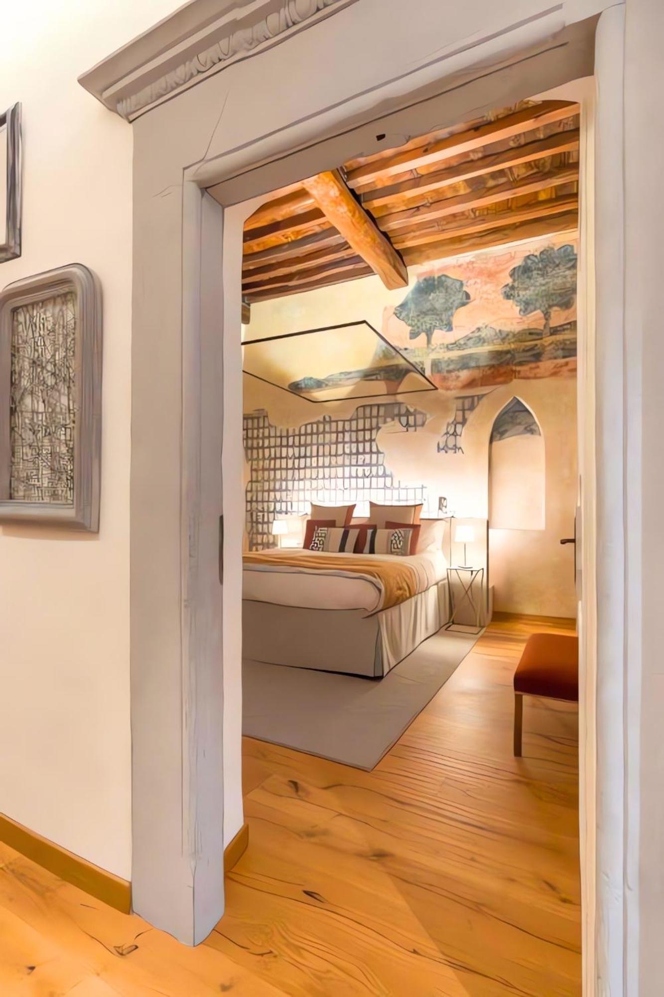 The Tornabuoni Palace Boutique Apartment Florenz